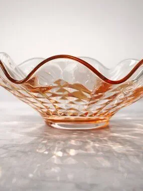Accents | Vntg Pink Blush Pressed Glass Bowl 12 Ruffled Edge Diamond ...